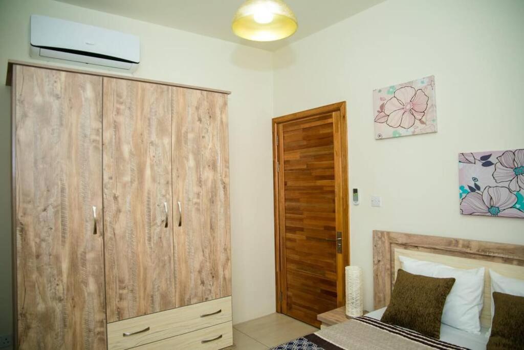 Entire Luxury 3 Bedroom Condo For Rent - Flic-En-Flac - Close To Beach Exteriör bild
