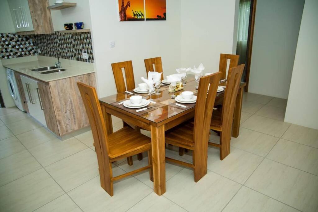 Entire Luxury 3 Bedroom Condo For Rent - Flic-En-Flac - Close To Beach Exteriör bild